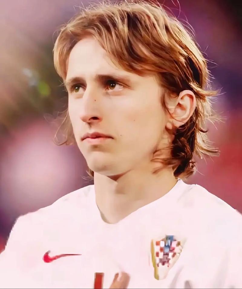 TA分析英格兰目前阵容：球队中轴线十分豪华，但替补深度不足