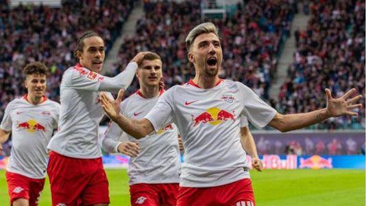 雷迪克：我们稳住了对手反扑的势头，面对不利判罚处理得当