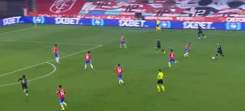 记者：阿森纳已告知水晶宫他们无意激活埃泽的解约金条款